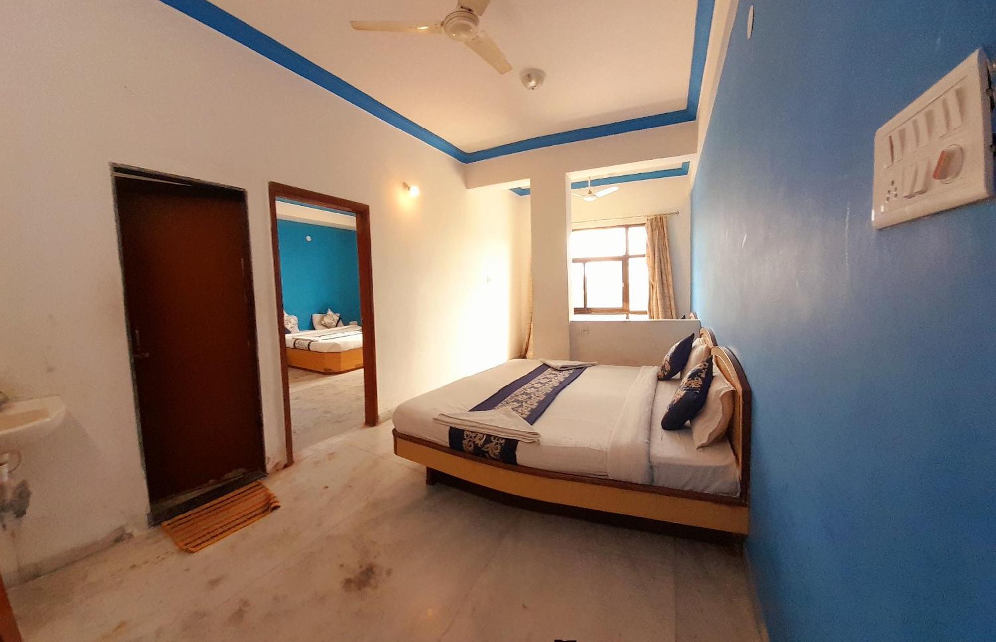 Hotel Indore Palace - Feel At Home Ширди Экстерьер фото