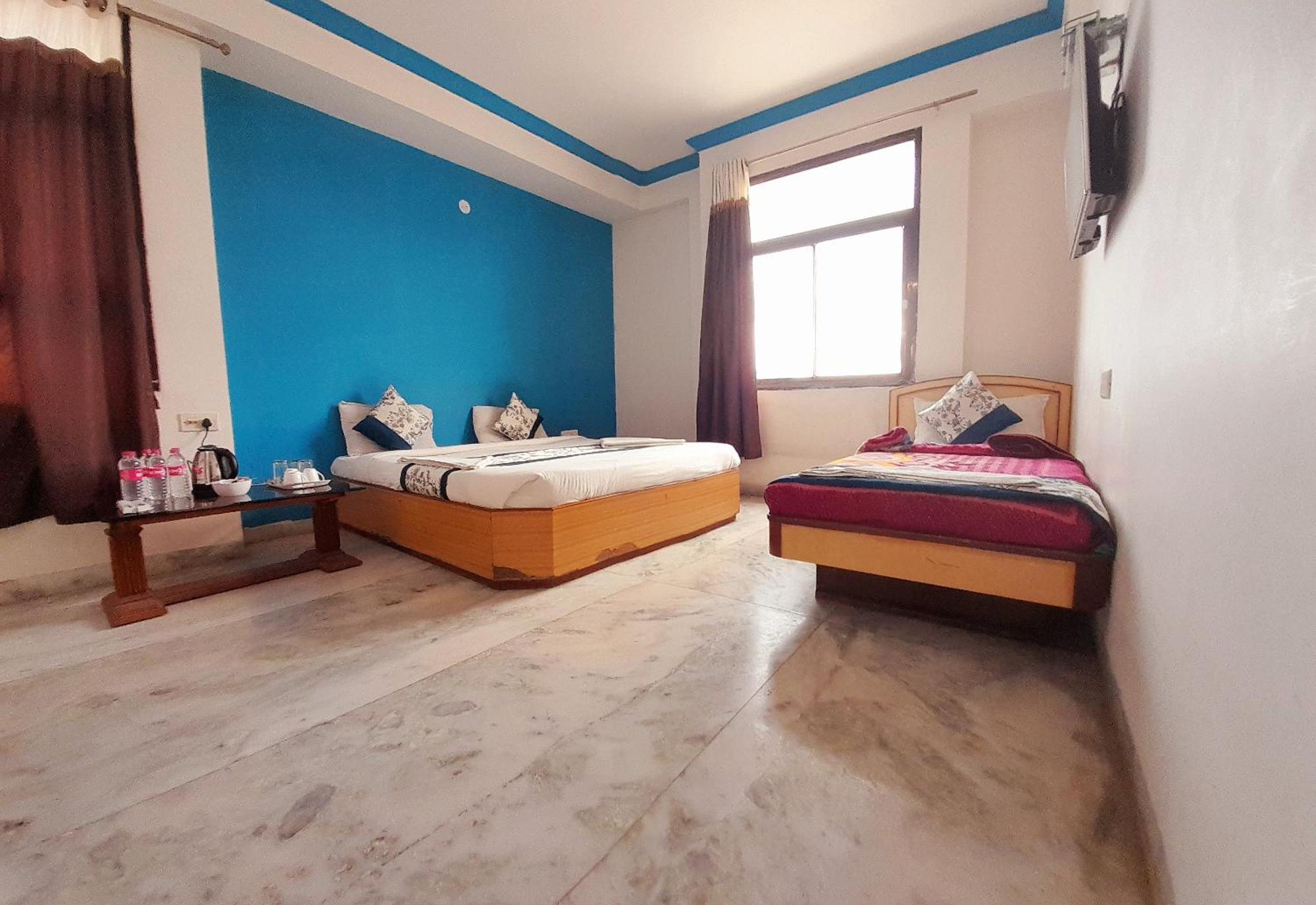 Hotel Indore Palace - Feel At Home Ширди Экстерьер фото