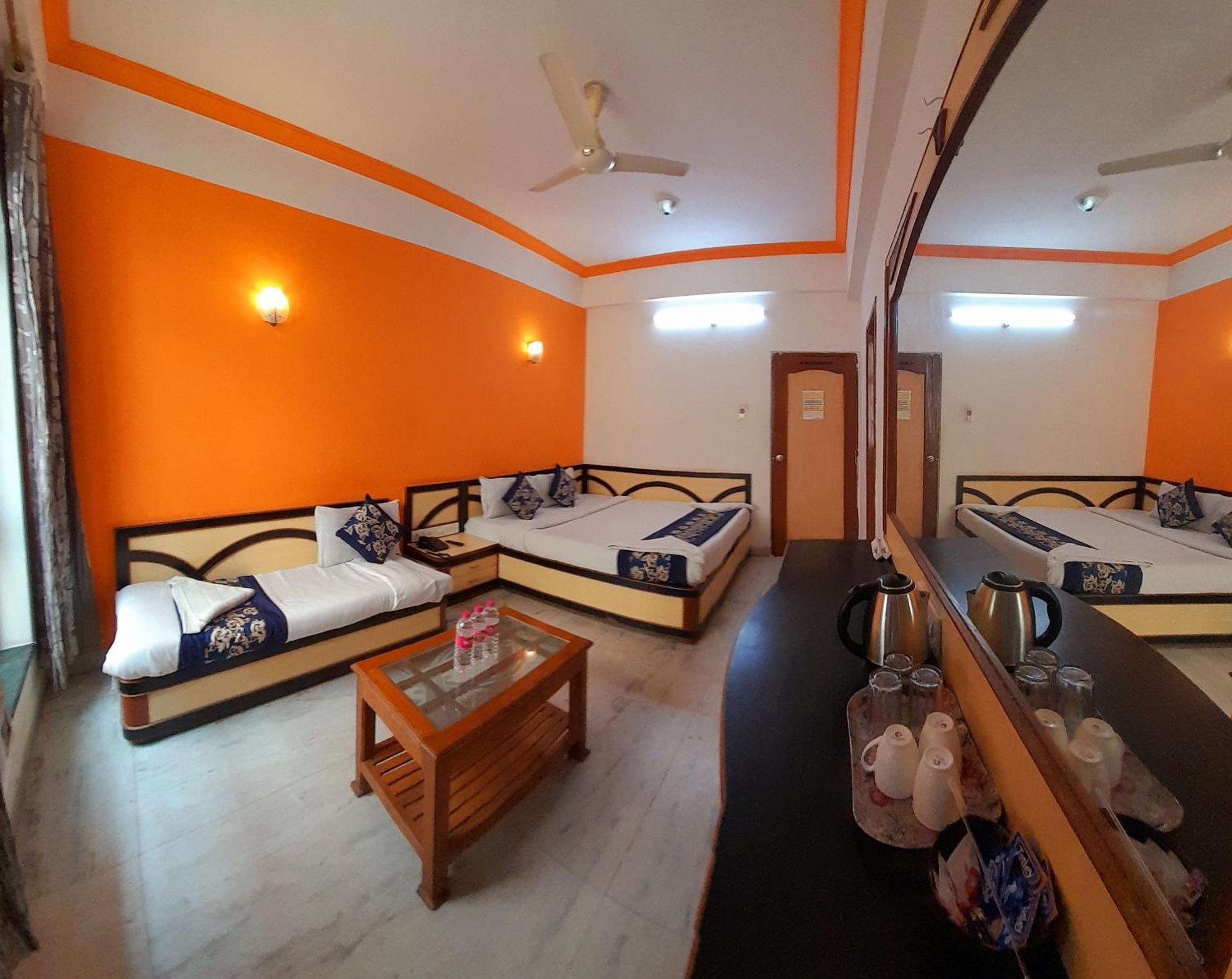 Hotel Indore Palace - Feel At Home Ширди Экстерьер фото